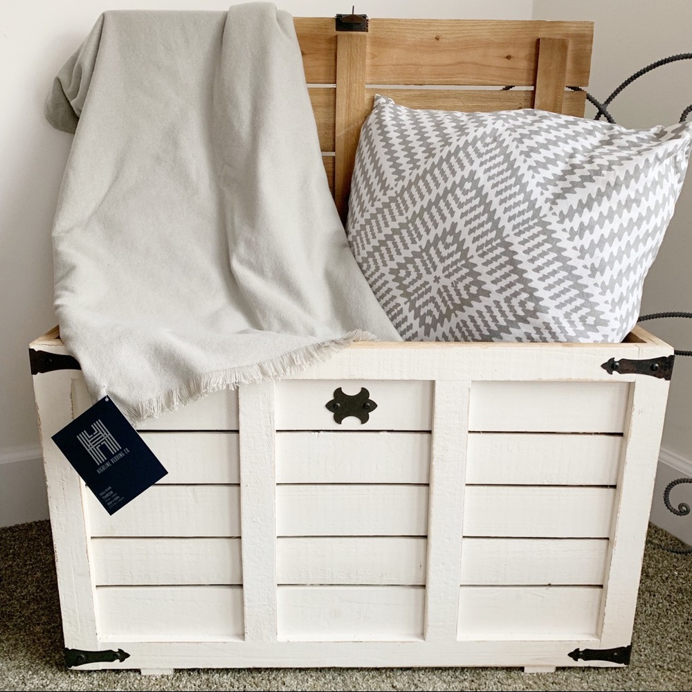 Light Throw Blanket in Gray with Fringe